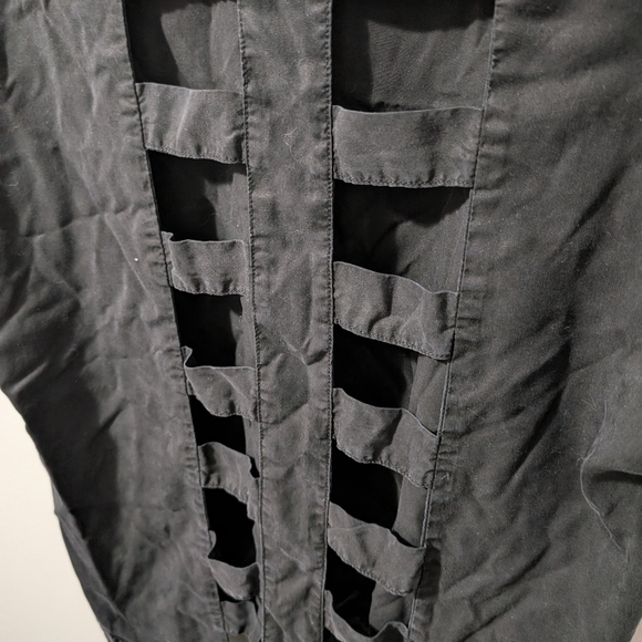 Knot Sisters Open Back Top - US S - Picture 4 of 6